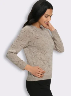 Ajourpullover mit Herzchen
