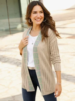 Ajourstrickjacke mit Bordüre