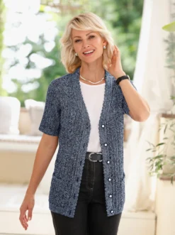 Ajourstrickjacke mit Taschen, aufgesetzt