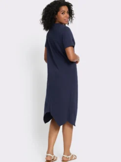 A-Linien-Kleid mit durchgehender Knopfleiste