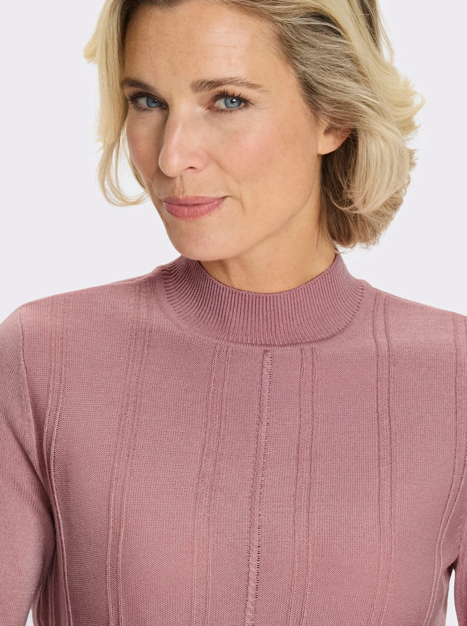 3/4-Arm-Pullover mit Zierknopfleiste