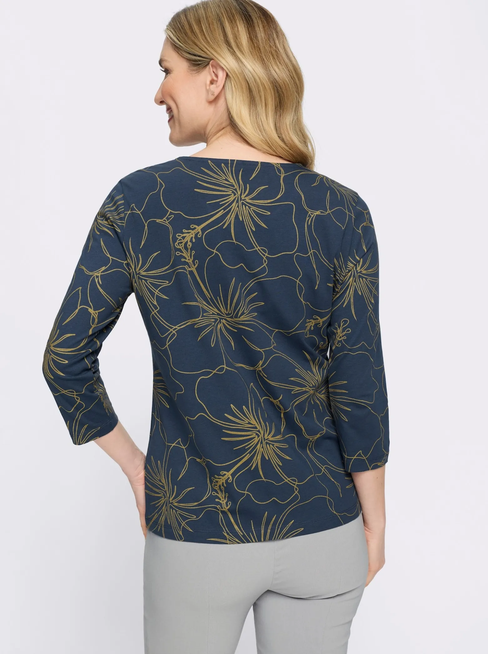 3/4-Arm-Shirt mit goldfarbenem Blütendruck