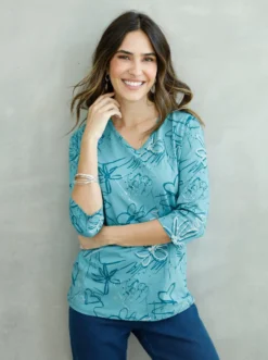 3/4-Arm-Shirt mit Herzen und Blüten verziert