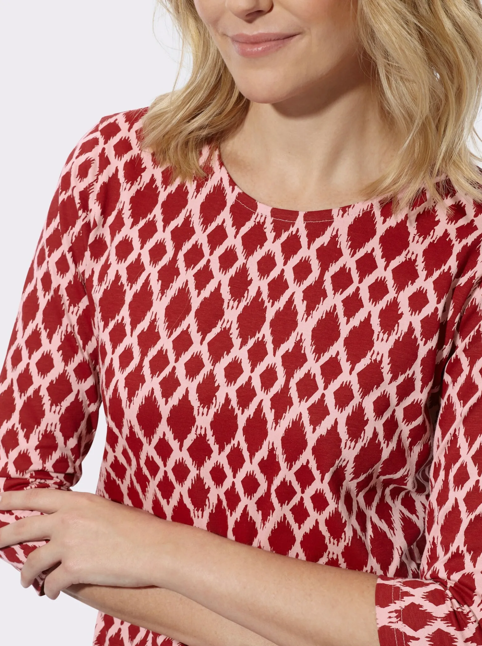 3/4-Arm-Shirt mit modischem Druckmuster