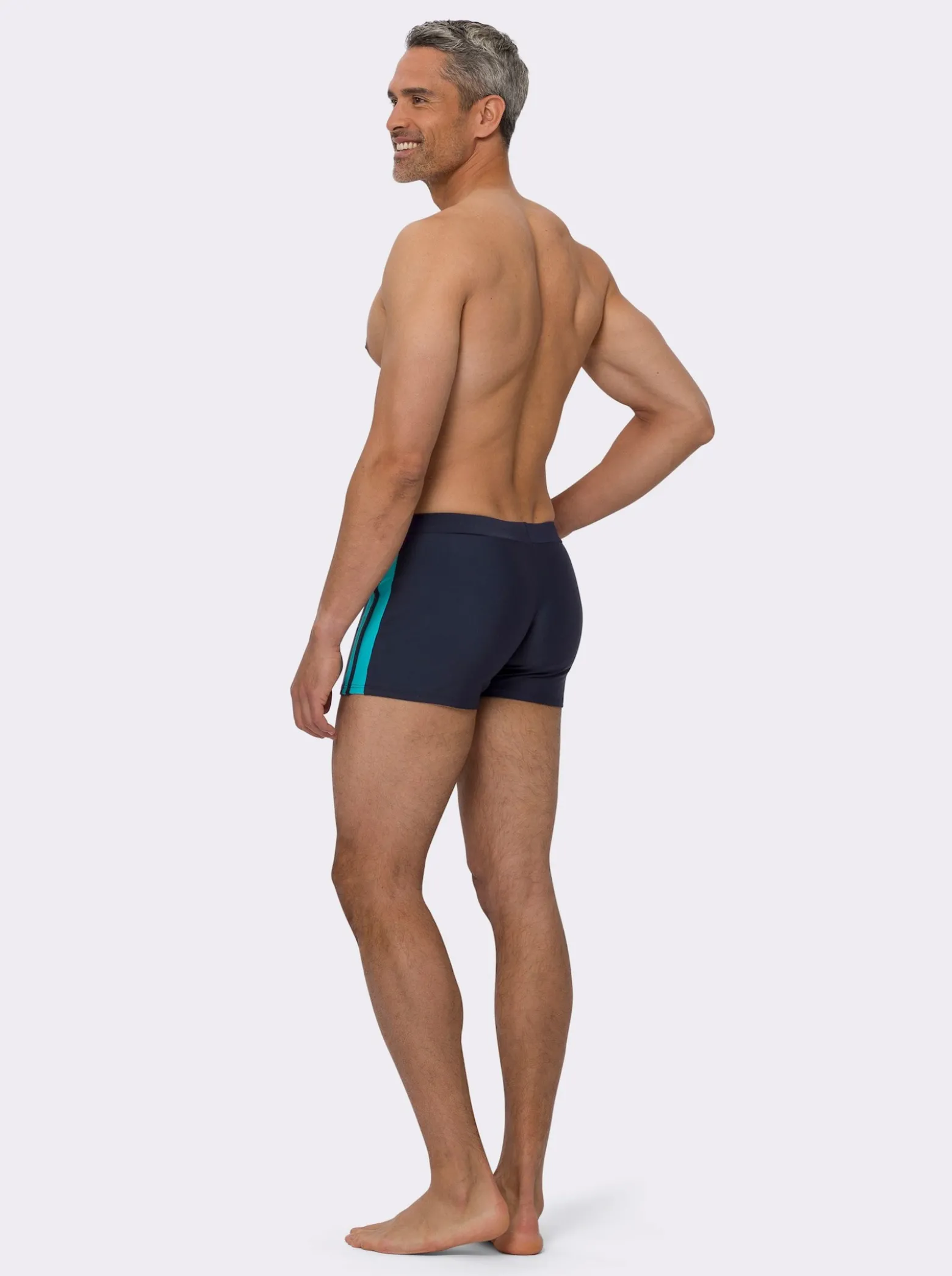 Badehose mit verstellbarem Bindeband innen