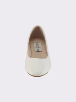 Ballerina mit rutschhemmender Laufsohle