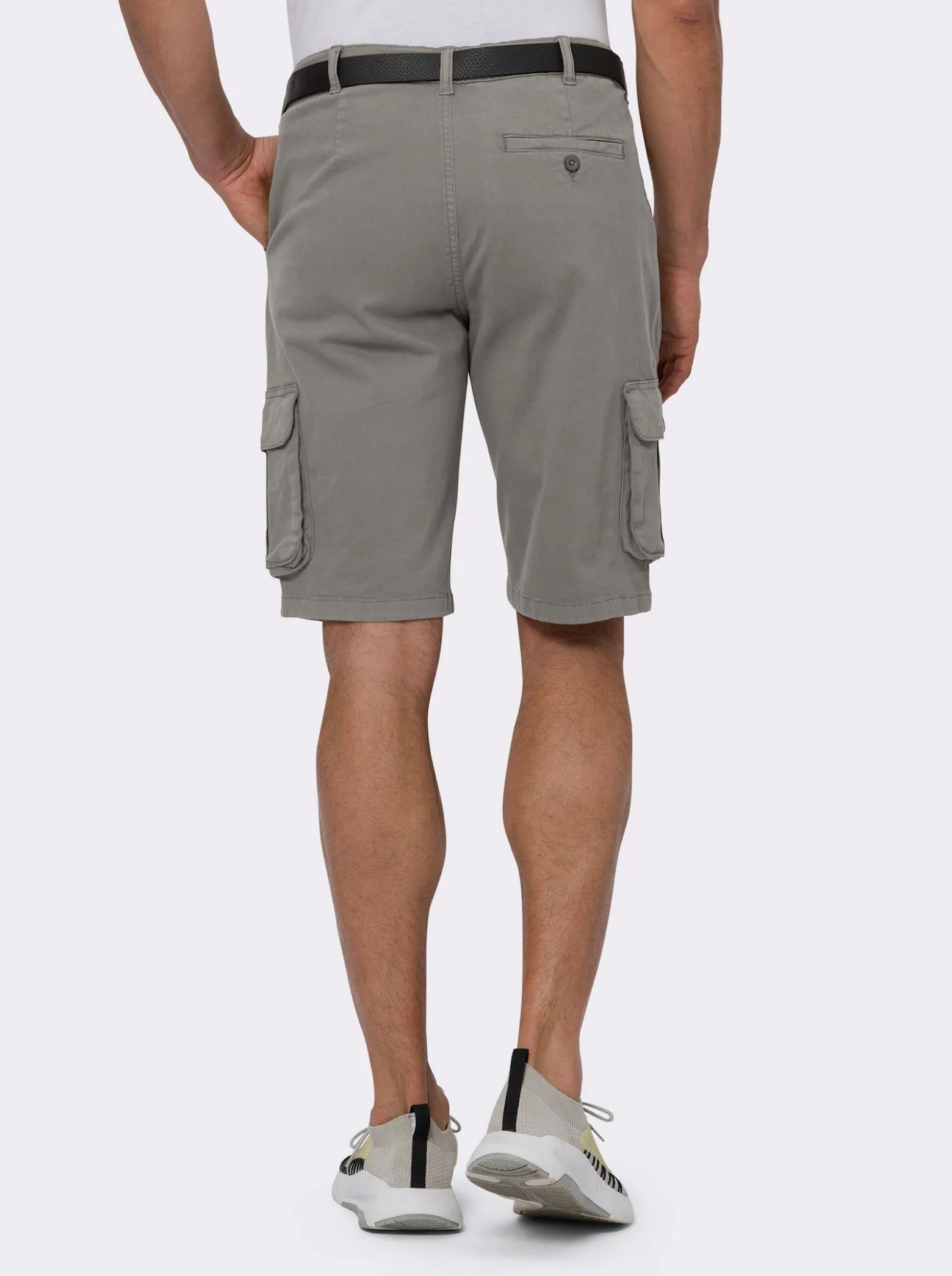 Bermudas inklusive Gürtel