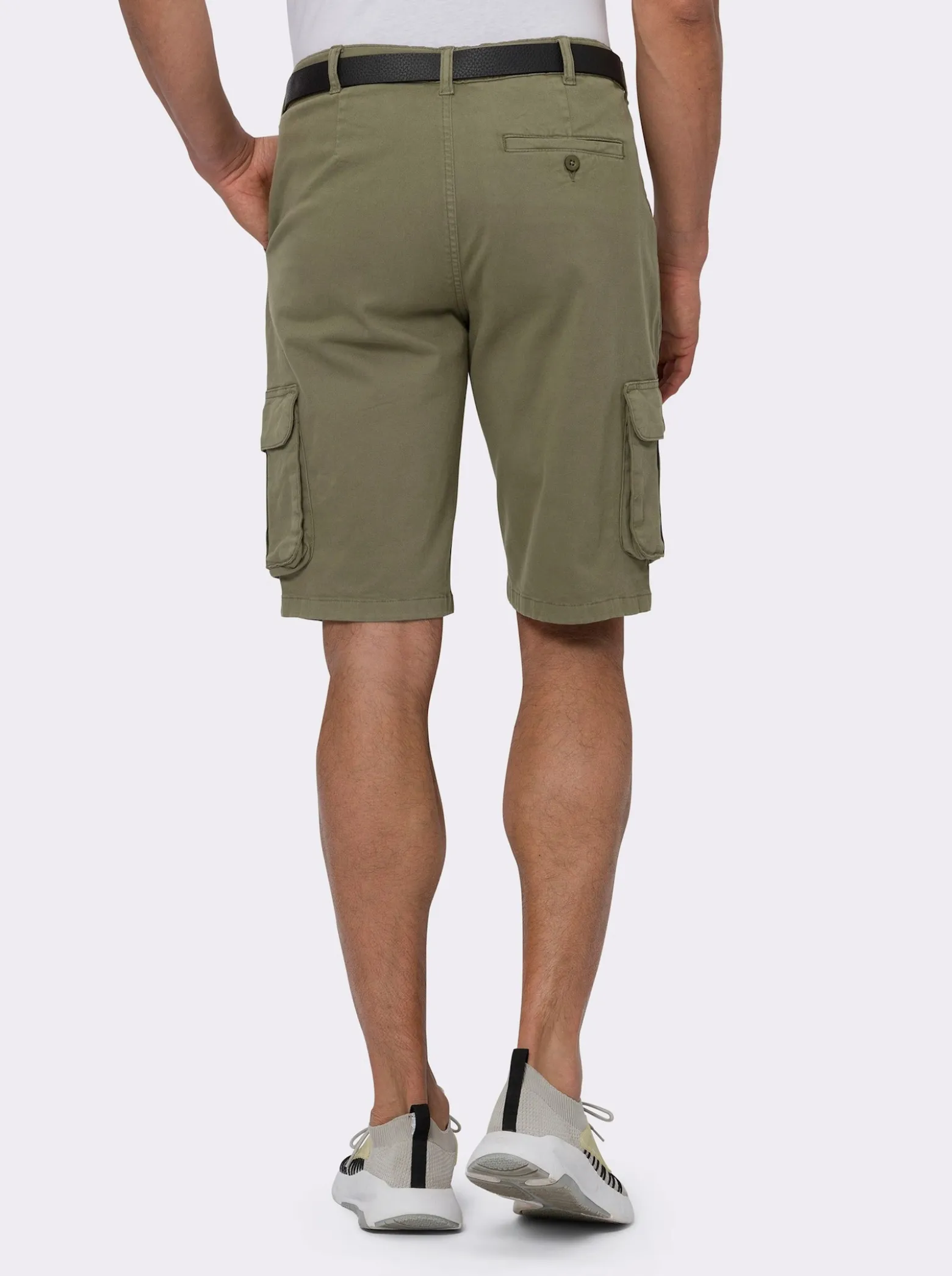 Bermudas inklusive Gürtel