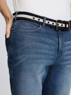 Bermudas inklusive Gürtel