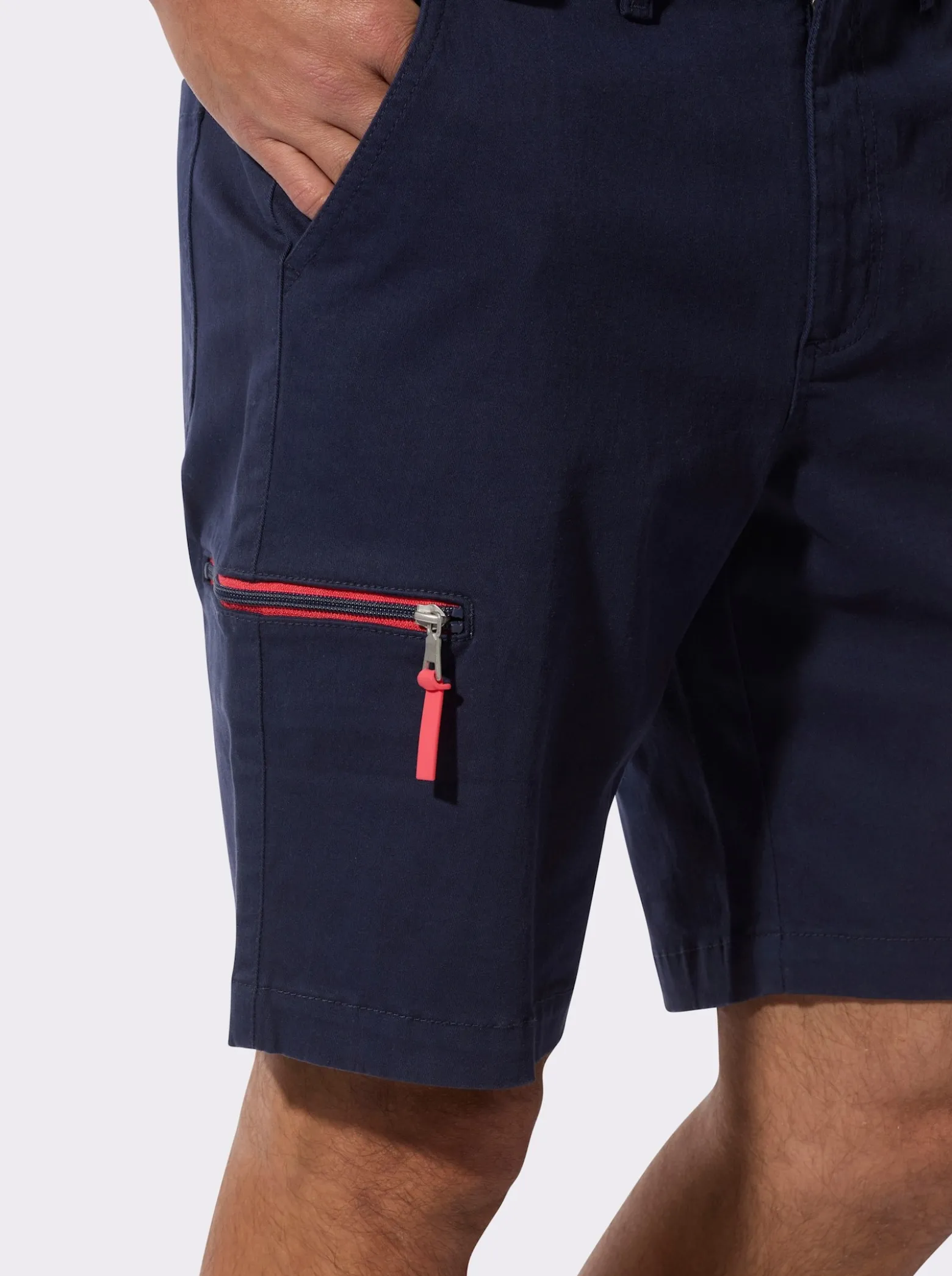 Bermudas mit Reißverschluss-Tasche