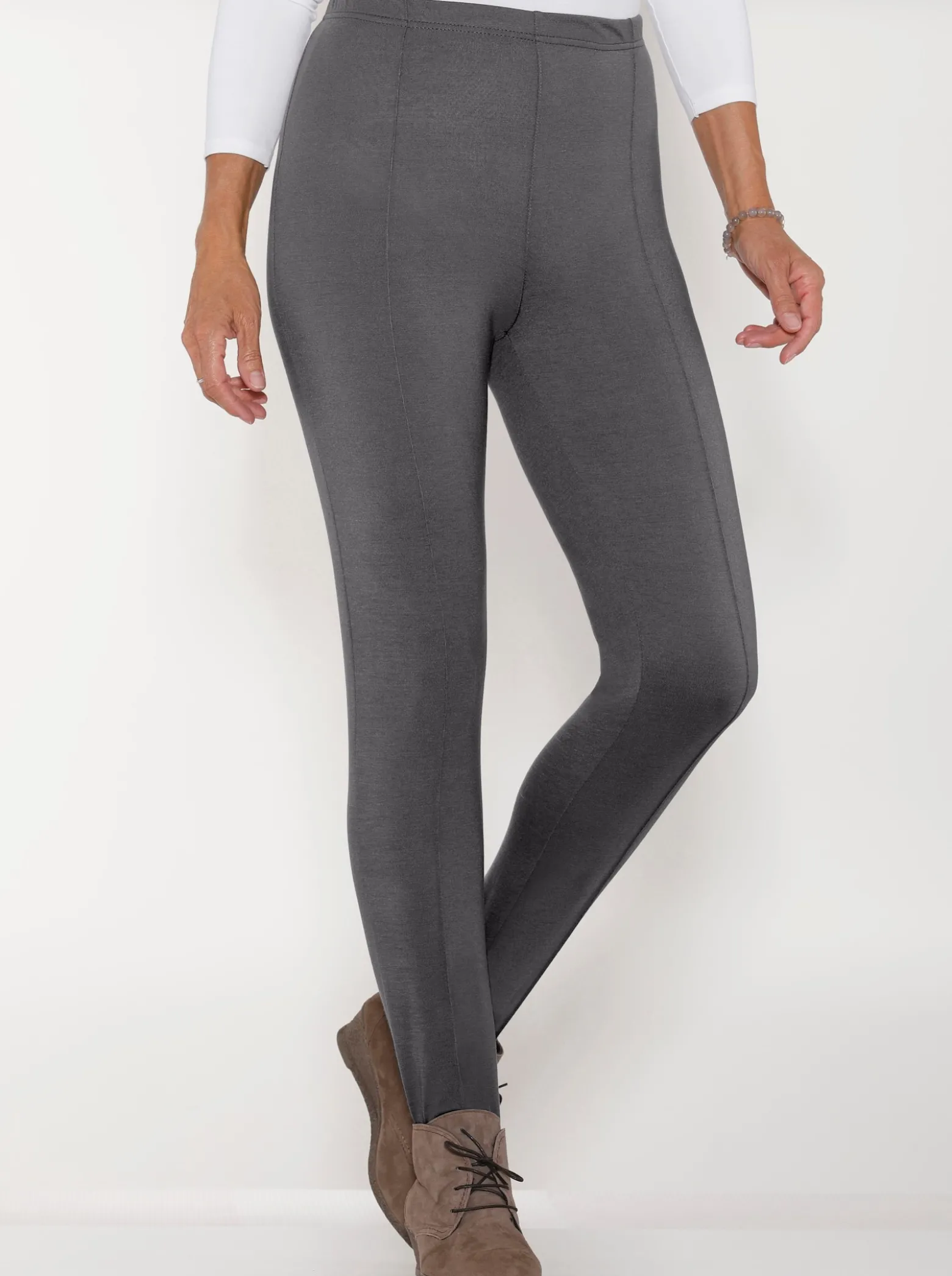 Bügelfaltenhose mit Steg