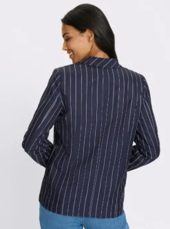 Blazer mit goldfarbenen Schmuckknöpfen