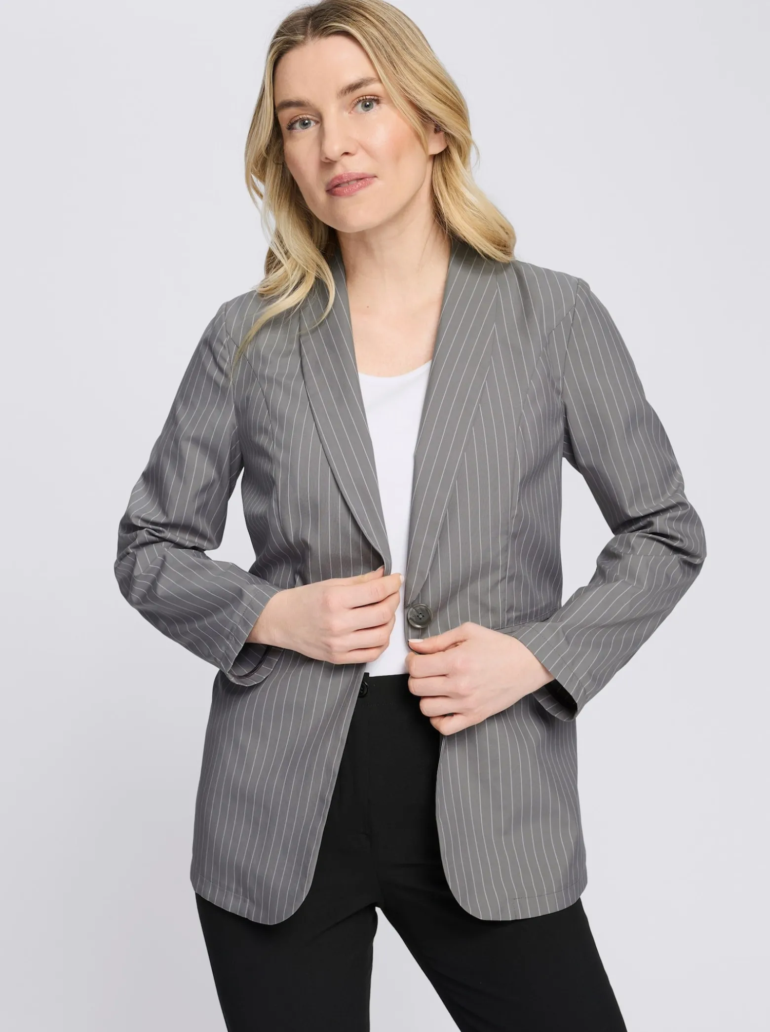 Blazer mit Nadelstreifen