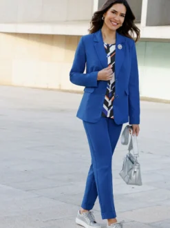 Blazer mit Schmuckknöpfen
