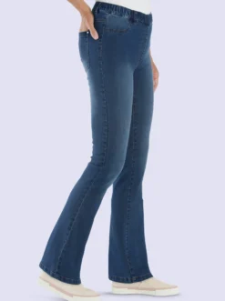 Bootcut-Jeans in Schlupfform
