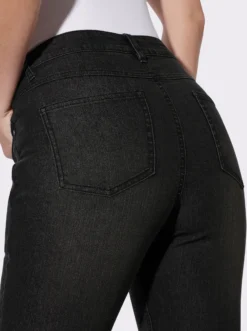 Bootcut-Jeans mit Passformsattel