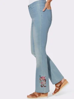 Bootcut-Jeans mit Stickereimotiv am Bein