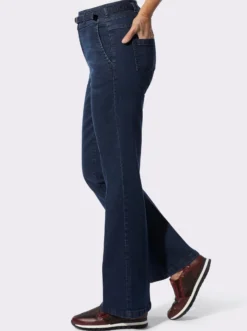 Bootcut-Jeans mit Waschung