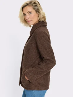 Boucléjacke für normale Wintertemperaturen