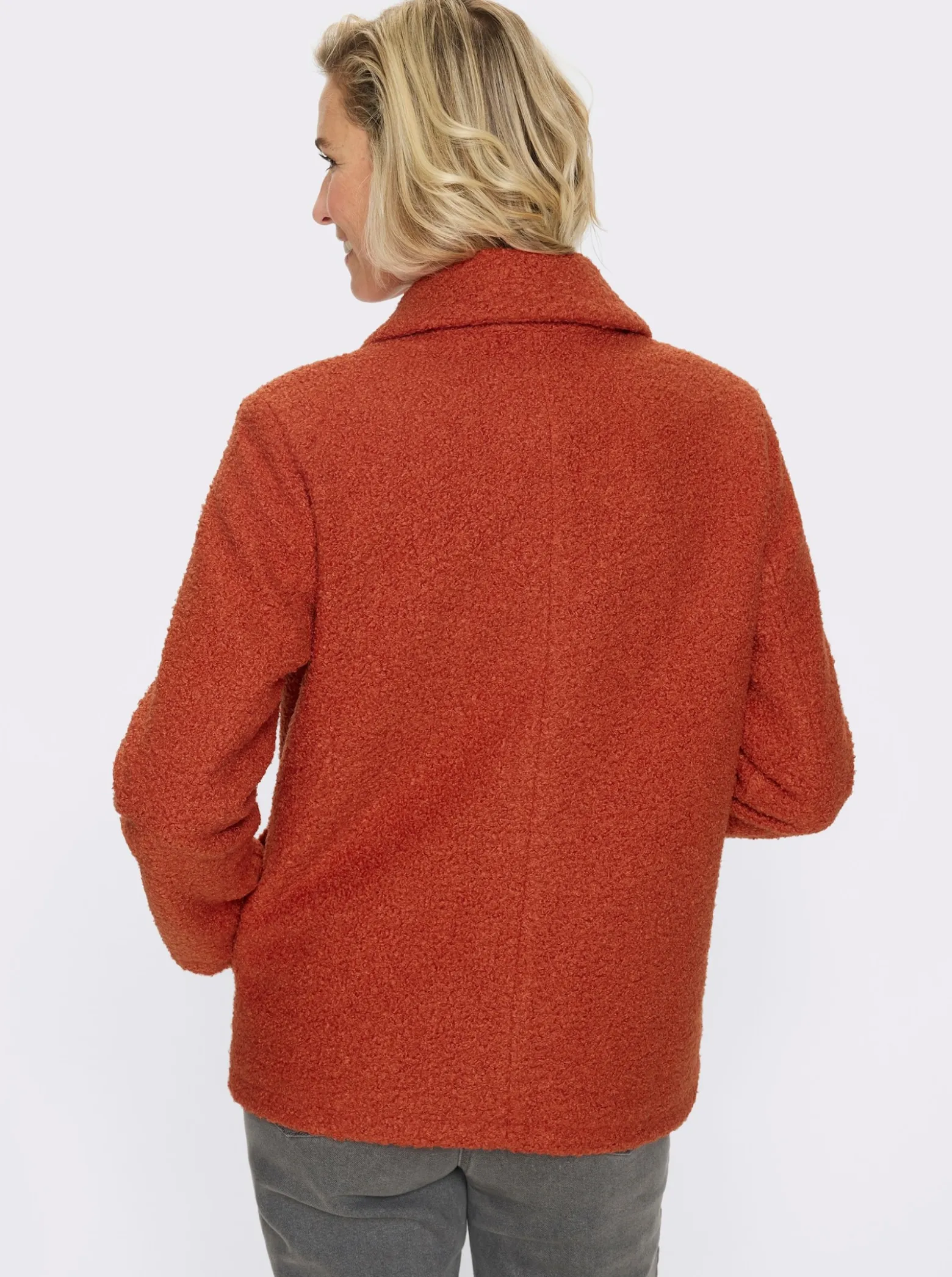 Boucléjacke für normale Wintertemperaturen
