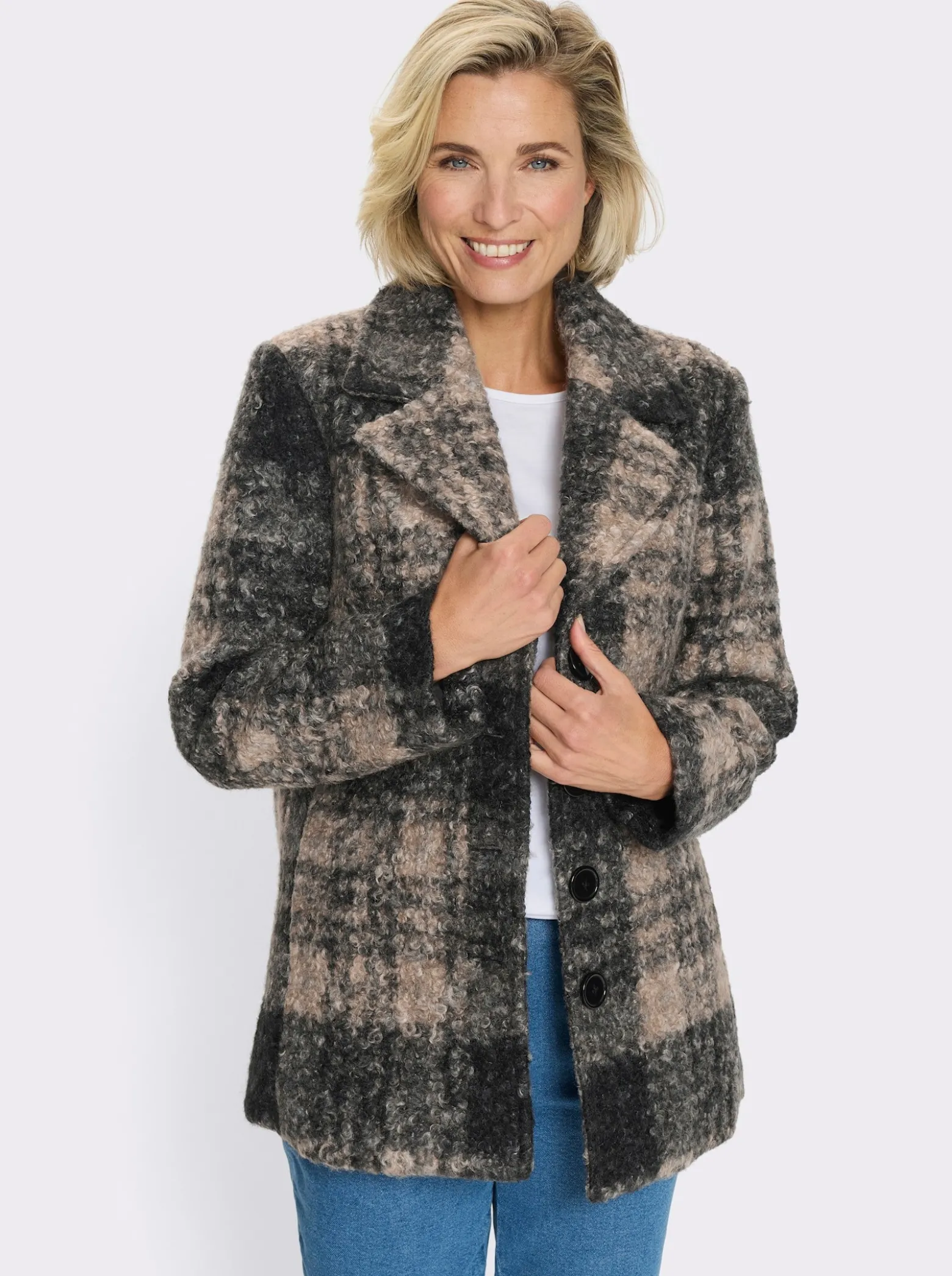 Boucléjacke mit Karo-Muster