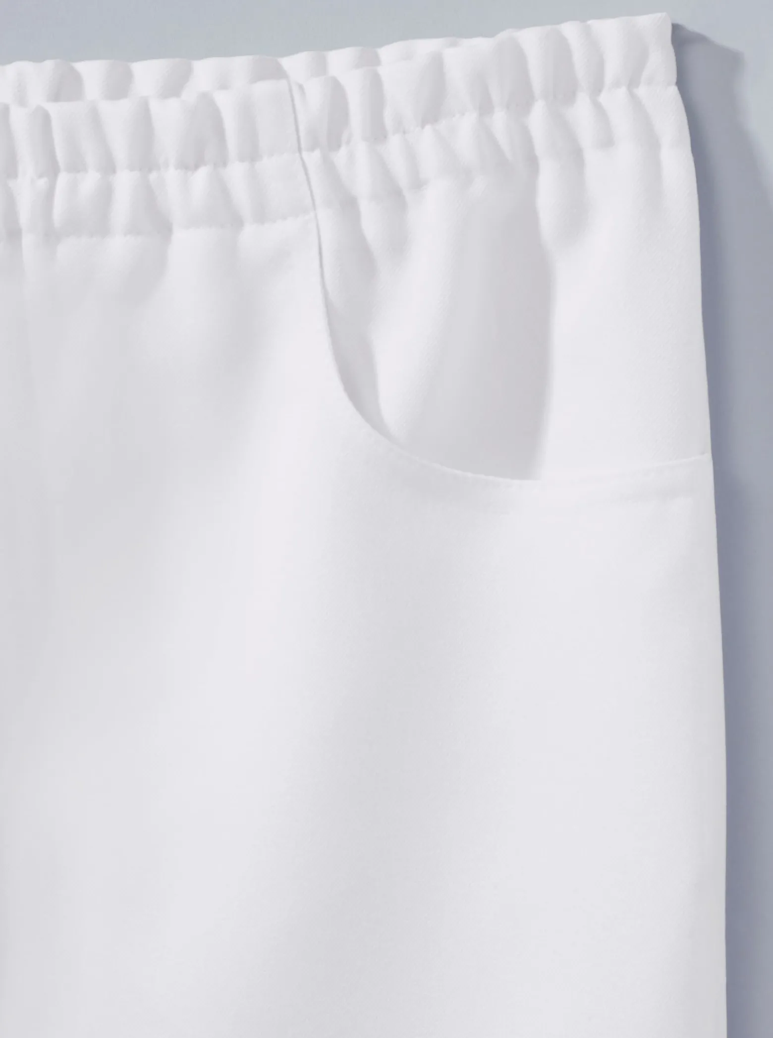 Caprihose mit Bügelfalte