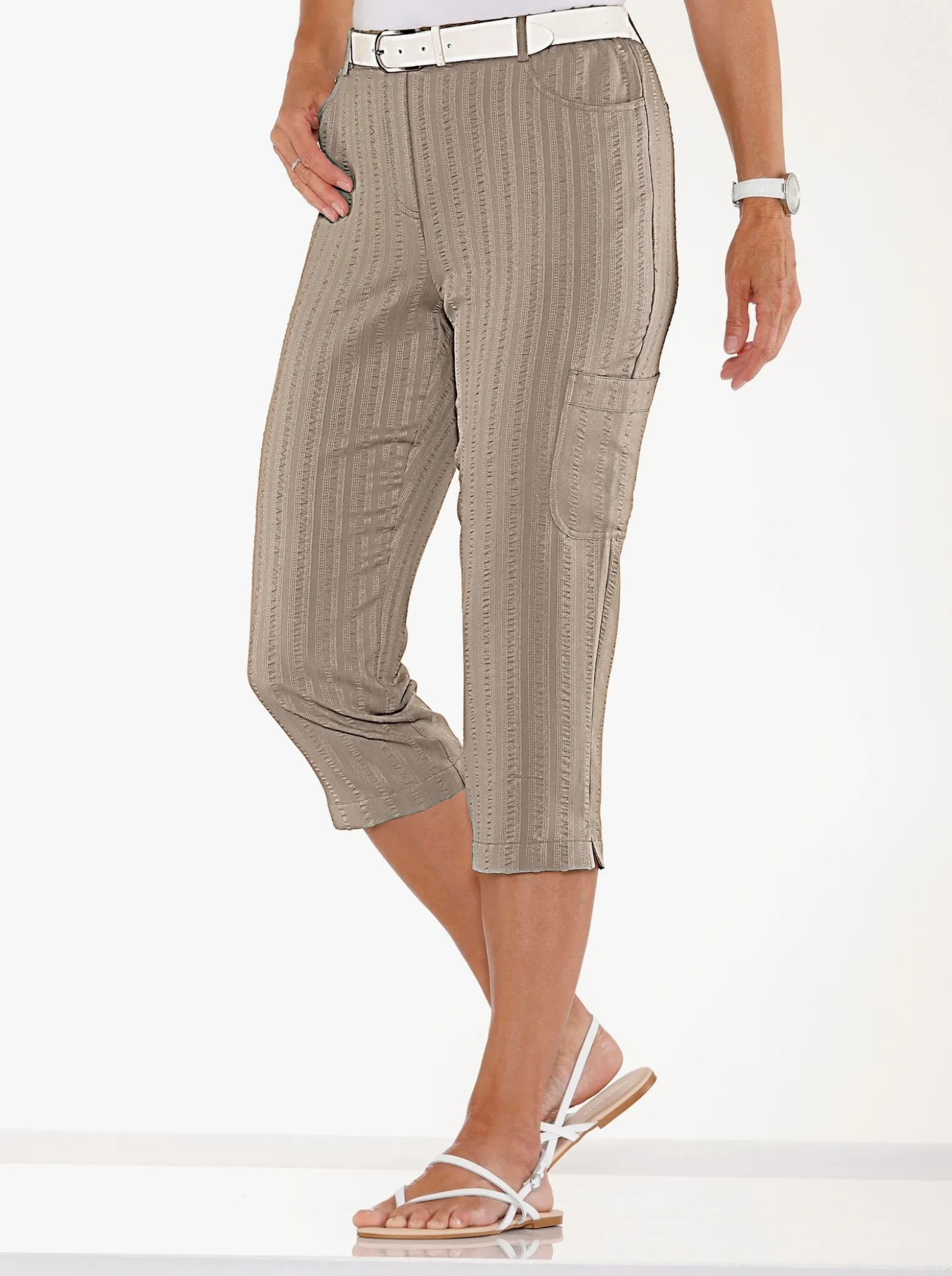 Caprihose mit imitiertem Knopfverschluss