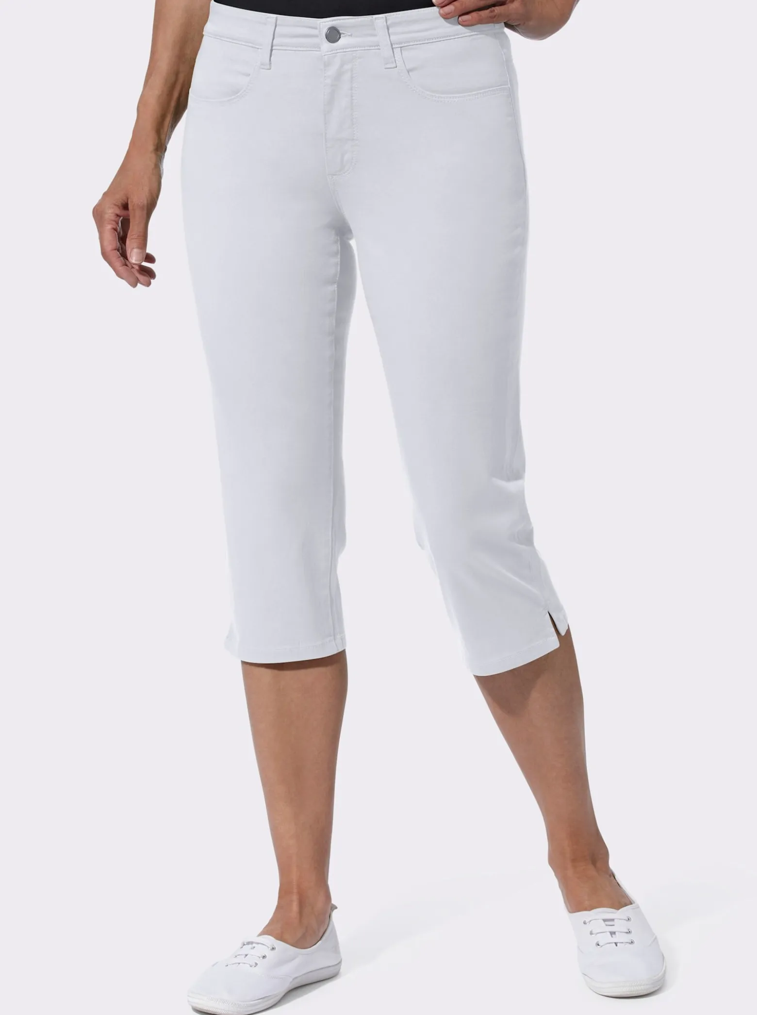Caprijeans mit seitlichem Dehnbund