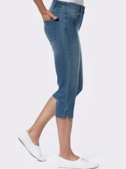 Caprijeans mit seitlichem Dehnbund
