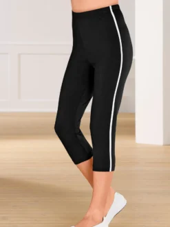 Caprileggings mit kontrastfarbigen Paspeln