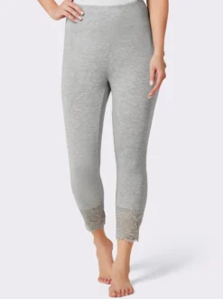 Caprileggings mit Spitzenverzierung
