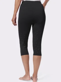 Caprileggings mit Zierplättchen am Bein