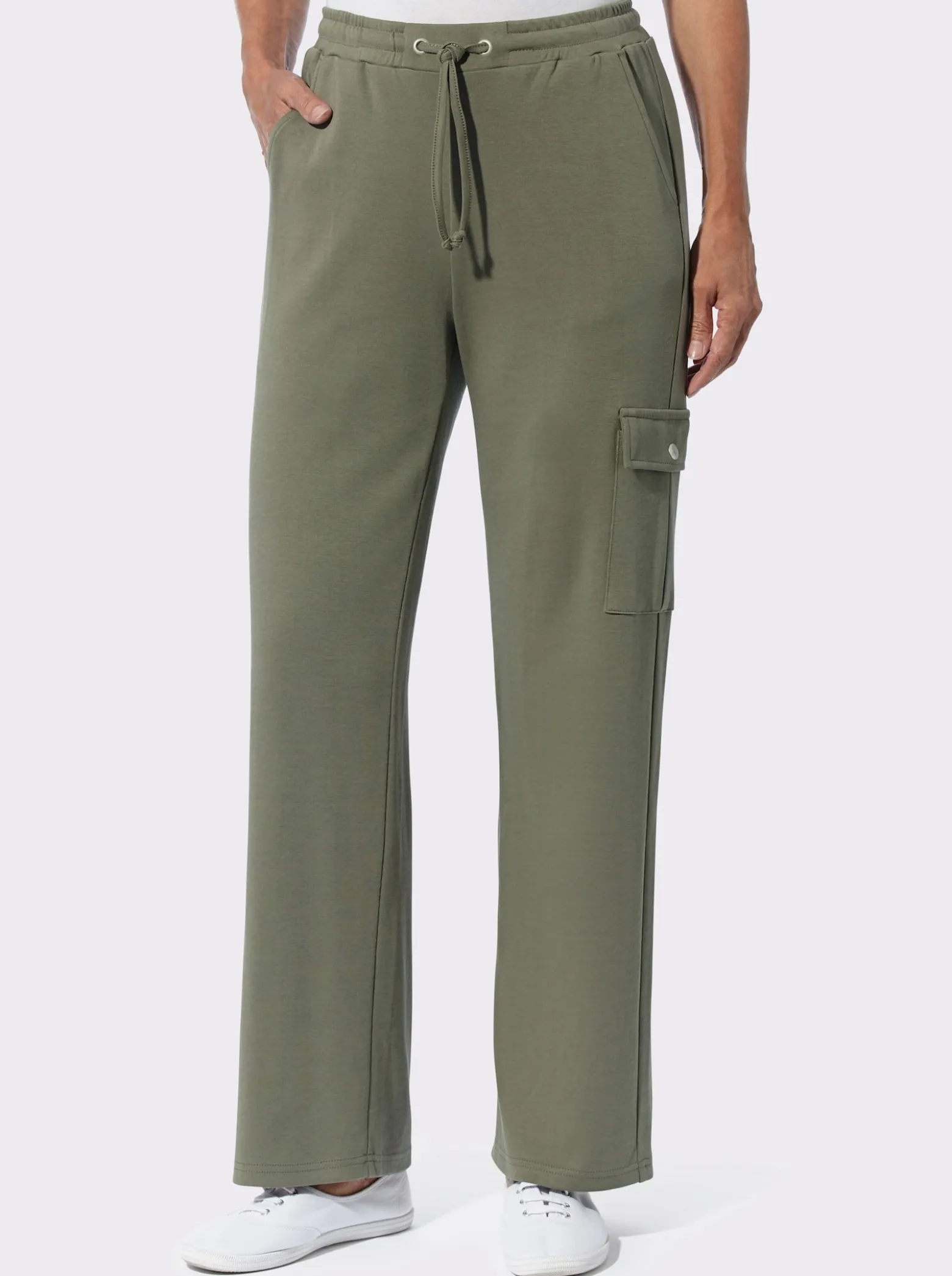 Cargohose mit Cargotasche am Hosenbein