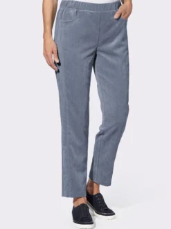 Cordhose in knöchelfreier Länge