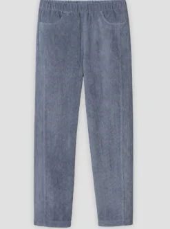 Cordhose in knöchelfreier Länge