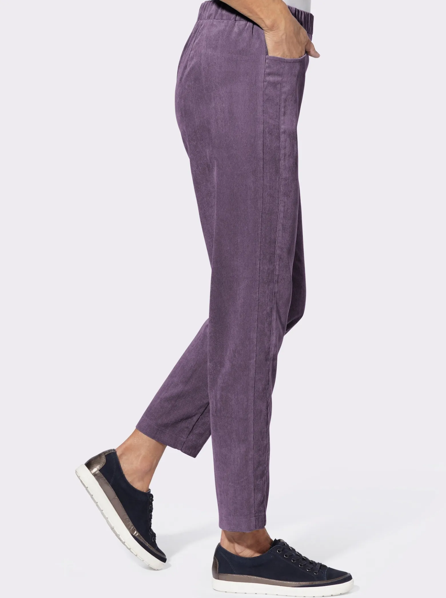 Cordhose in knöchelfreier Länge