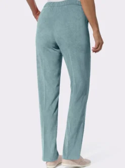 Cordhose mit Bügelfalten