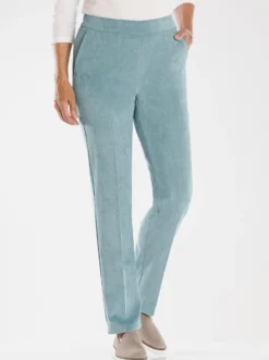 Cordhose mit Bügelfalten