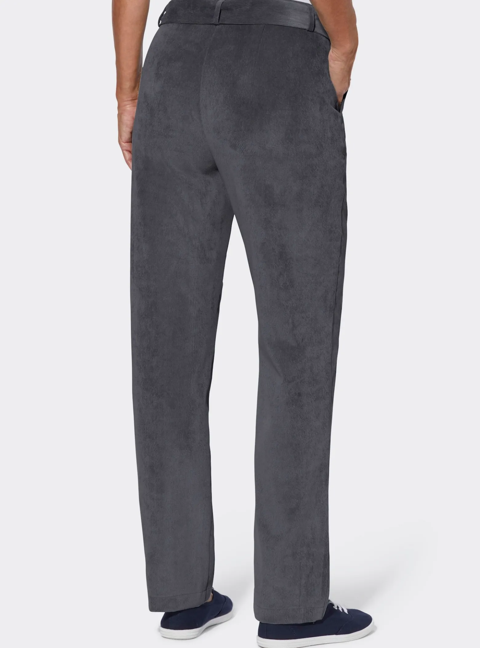 Cordhose mit Gürtel, 2 Taschen