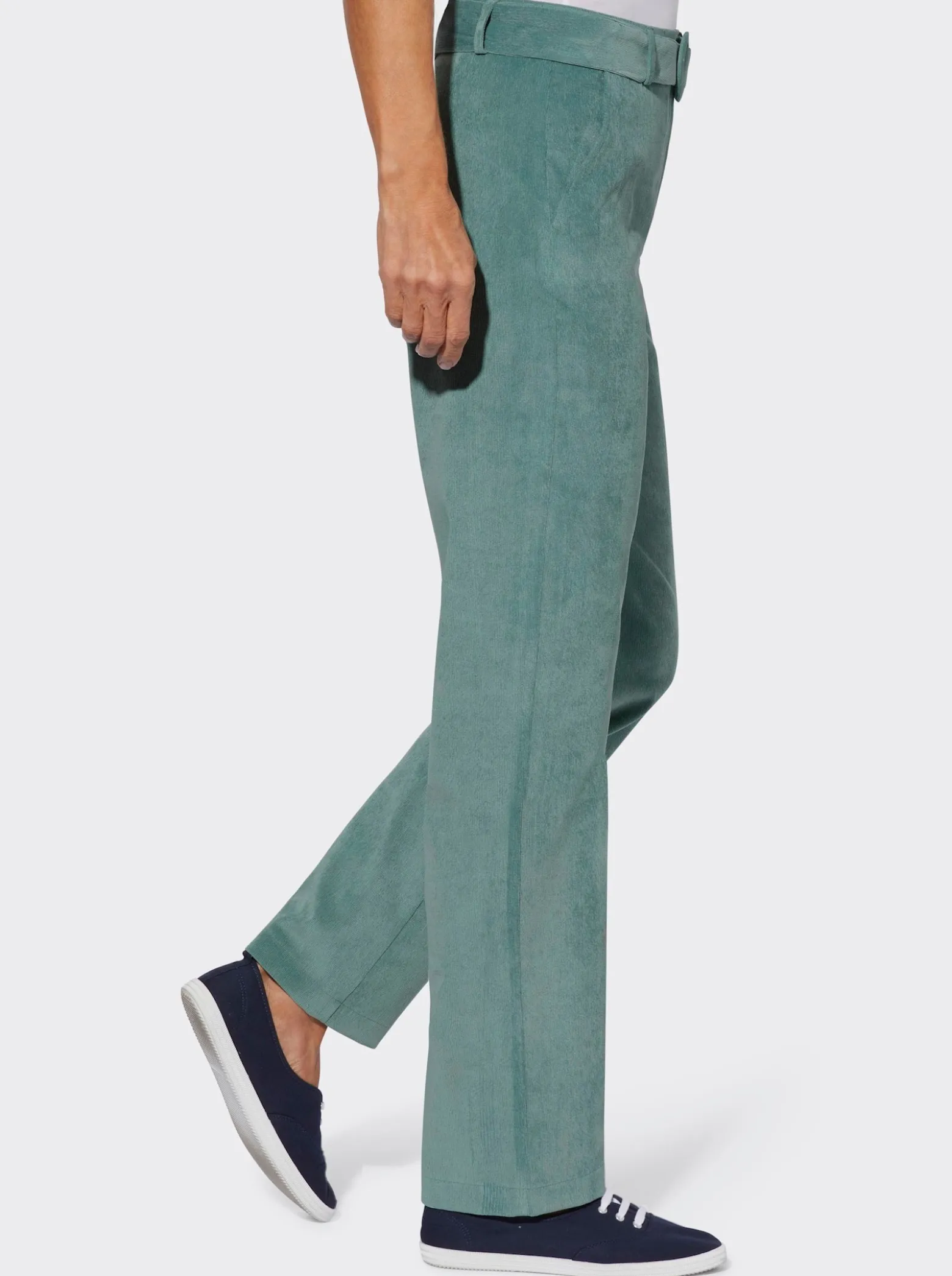 Cordhose mit Gürtel, 2 Taschen
