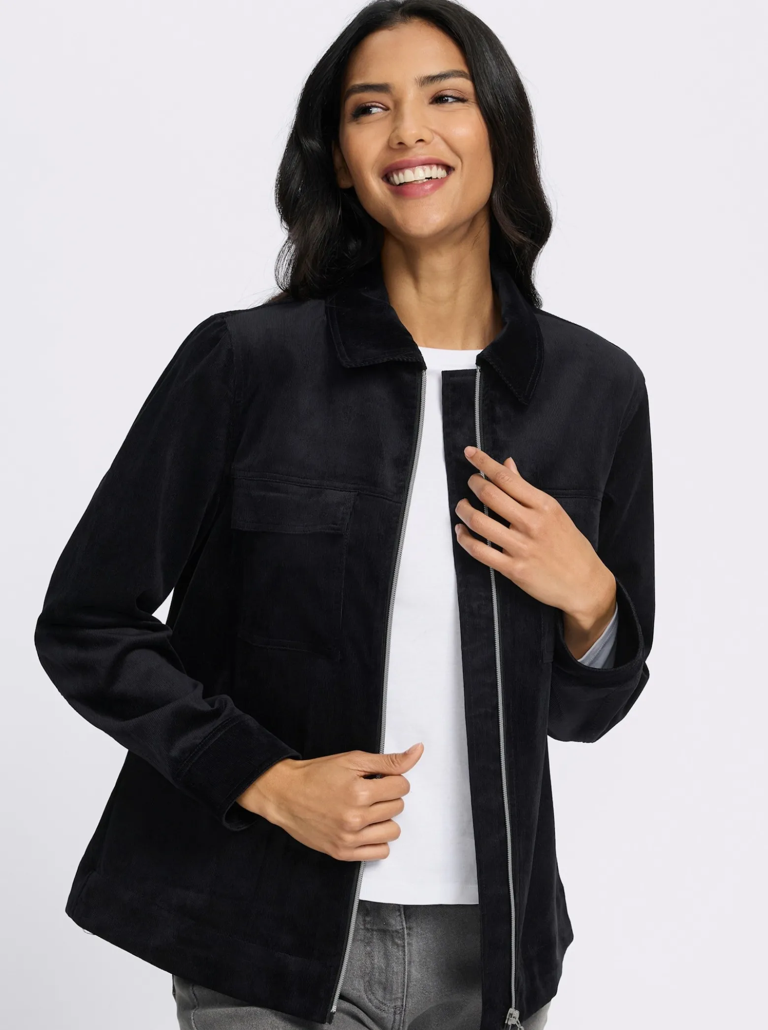 Cordjacke mit Pattentaschen