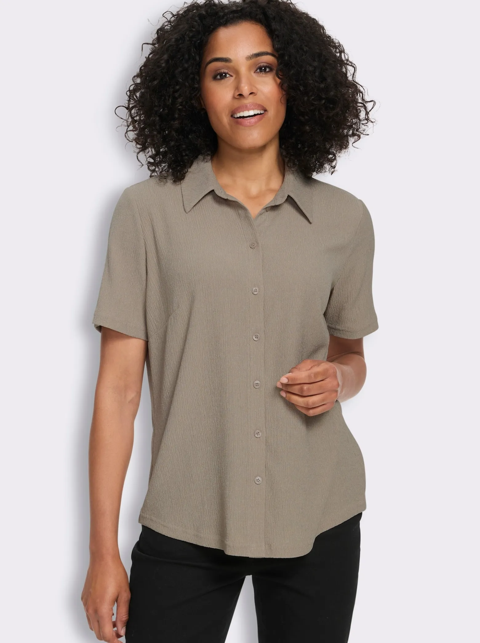Crinklebluse mit kurzen Ärmeln