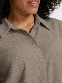 Crinklebluse mit kurzen Ärmeln