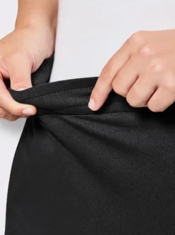 Dehnbund-Hose mit weitem Bein