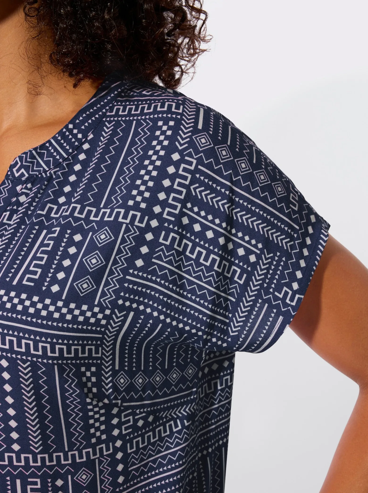 Druckbluse aus reiner Viskose