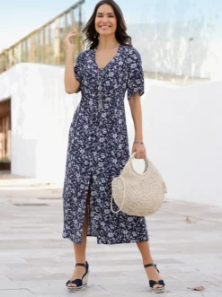 Druckkleid mit durchgehender Knopfleiste