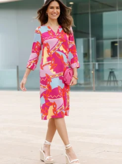 Druckkleid mit 3/4-Ärmel