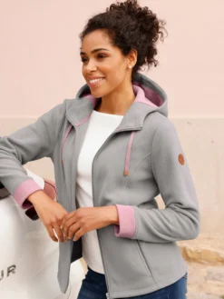 Fleecejacke mit Kapuze