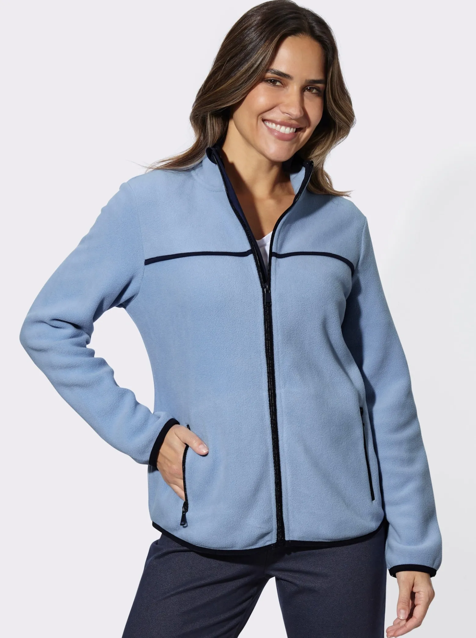 Fleecejacke mit Kontrast-Paspelierung