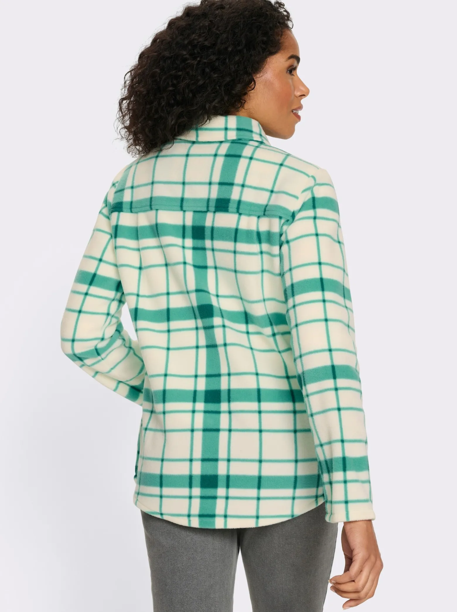 Fleecejacke mit längerem Saum im Rückteil